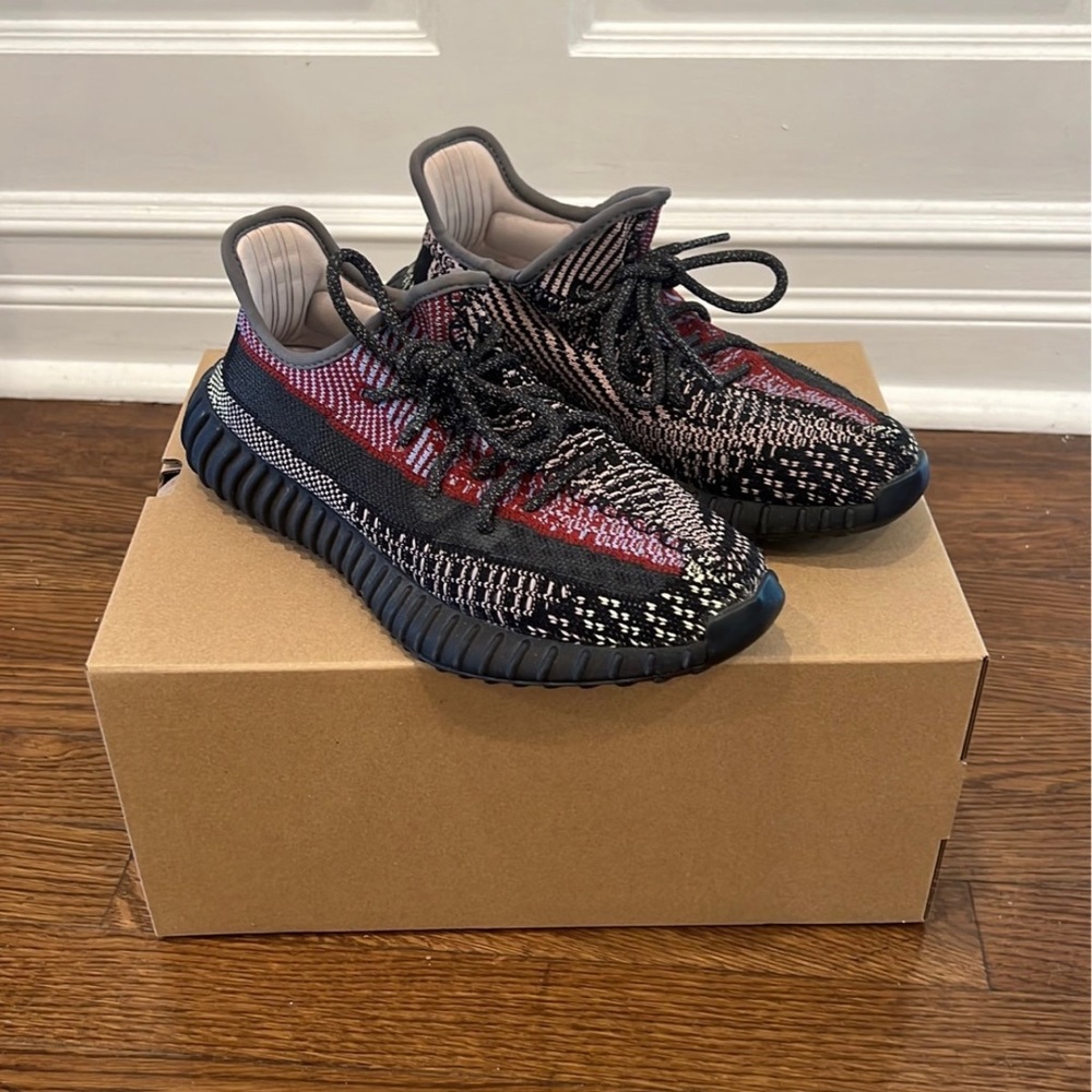 Yeezy Boost 350 V2